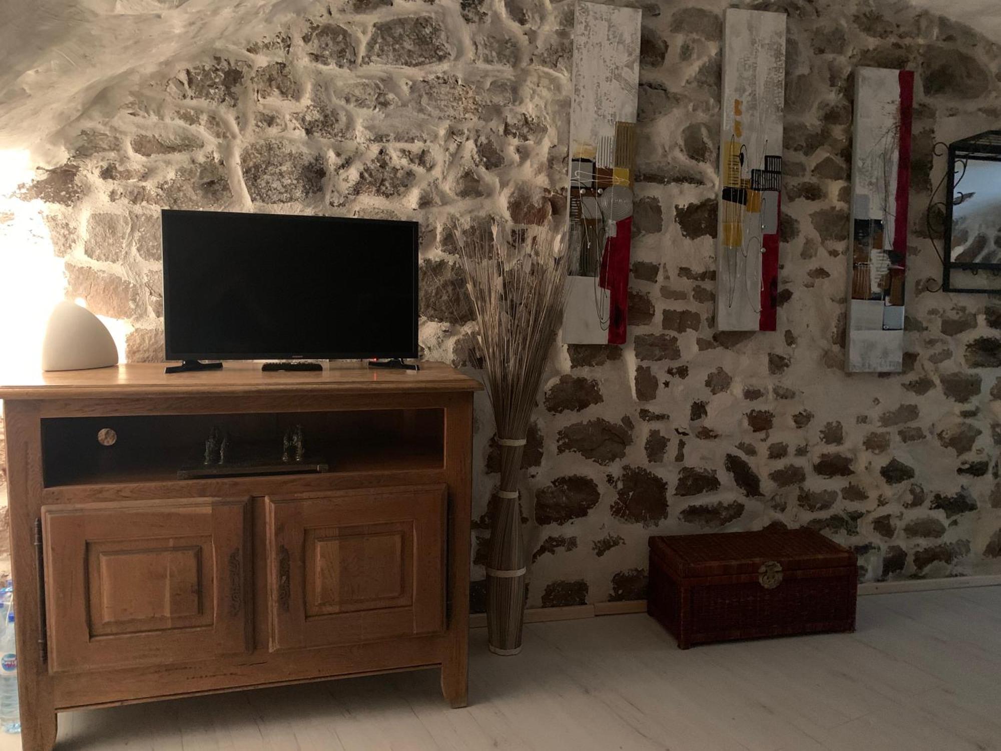 Apartment Dans Le Charme De La Pierre